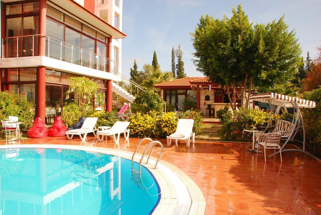 Carna Garden Hotel Сиде Екстериор снимка