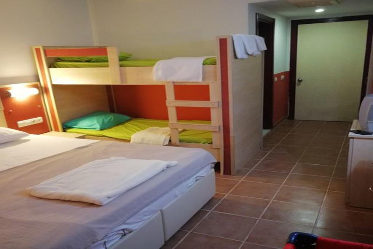 Carna Garden Hotel Сиде Екстериор снимка