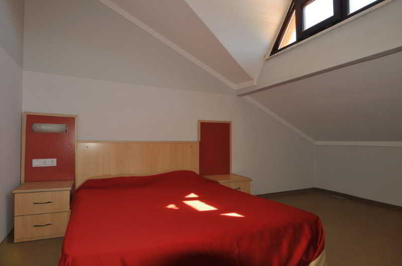 Carna Garden Hotel Сиде Екстериор снимка
